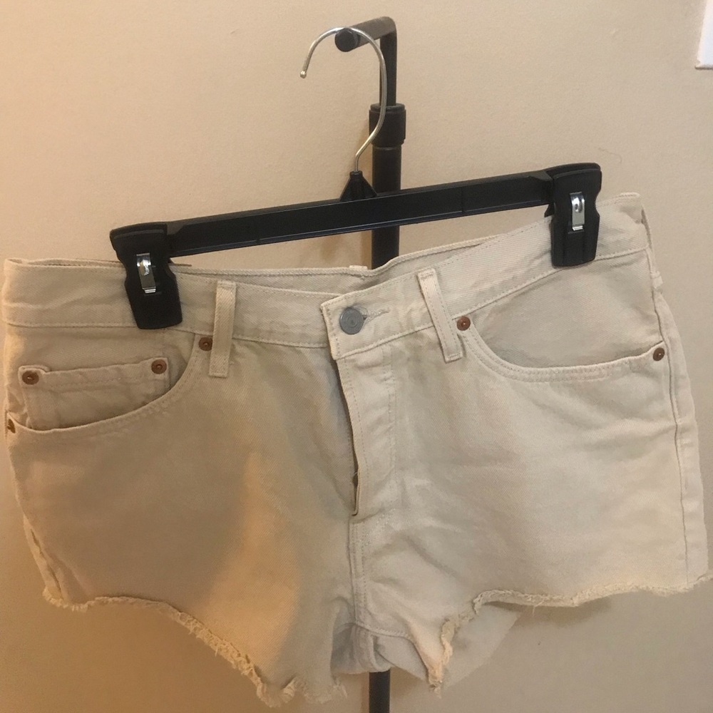 Khaki color Levi’s shorts